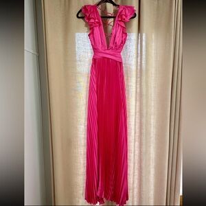 Elegant Pink Pleated Maxi Dress